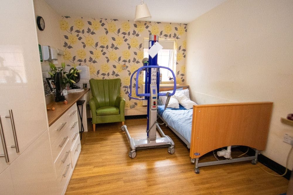 Shaw Healthcare - Woodview House care home 005