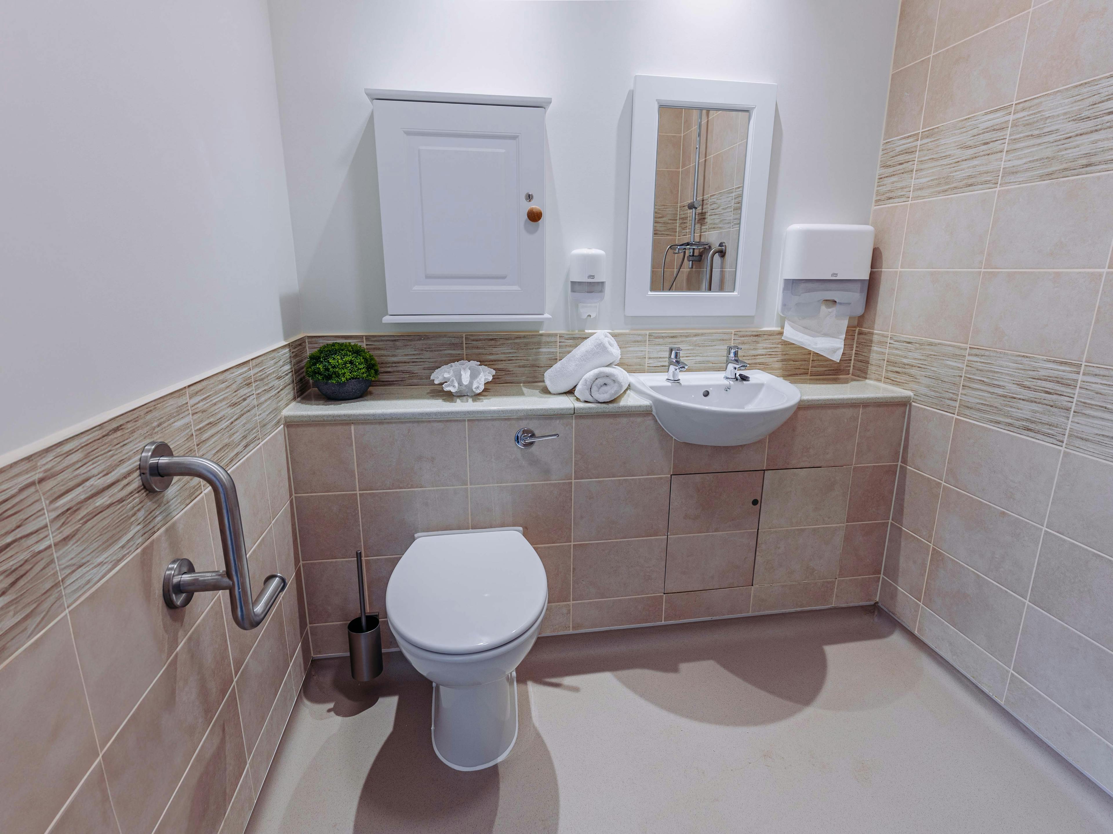Barchester Healthcare - Flowerdown care home 015