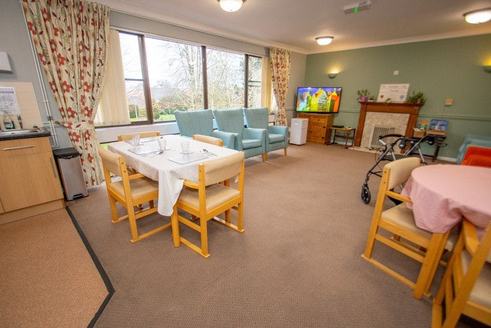 Shaw Healthcare - Orchard House care home 003