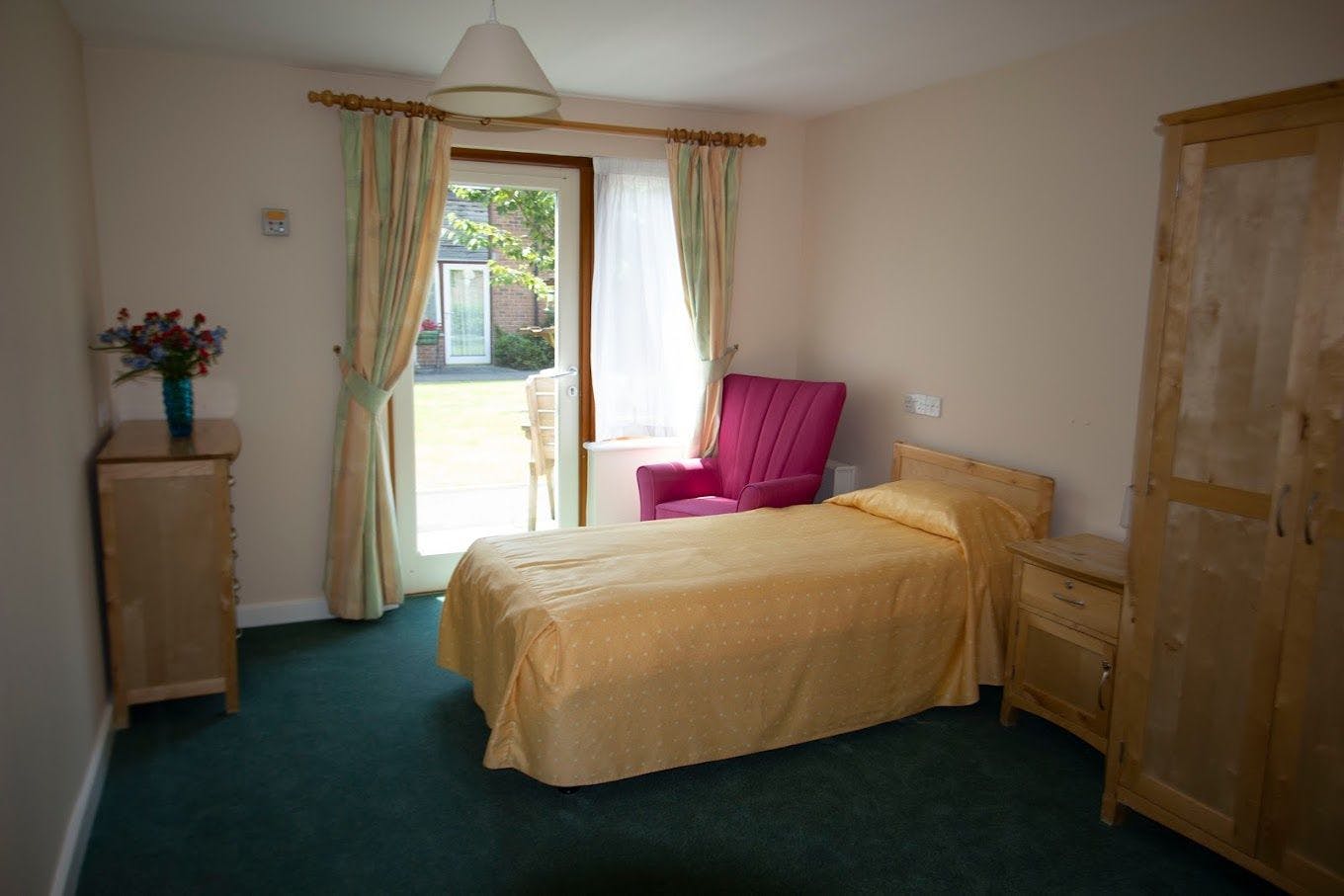Shaw Healthcare - Rotherlea care home 004