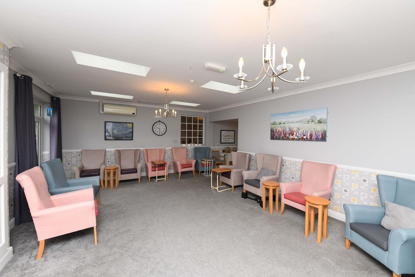 Woodbury Manor care home in Enfield 8