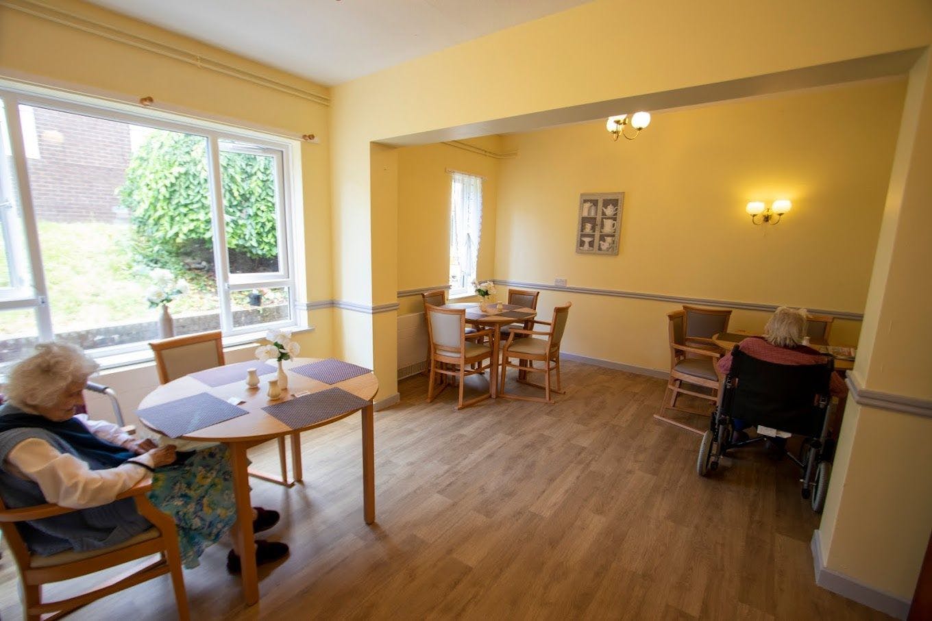 Shaw Healthcare - Wylesfield care home 001