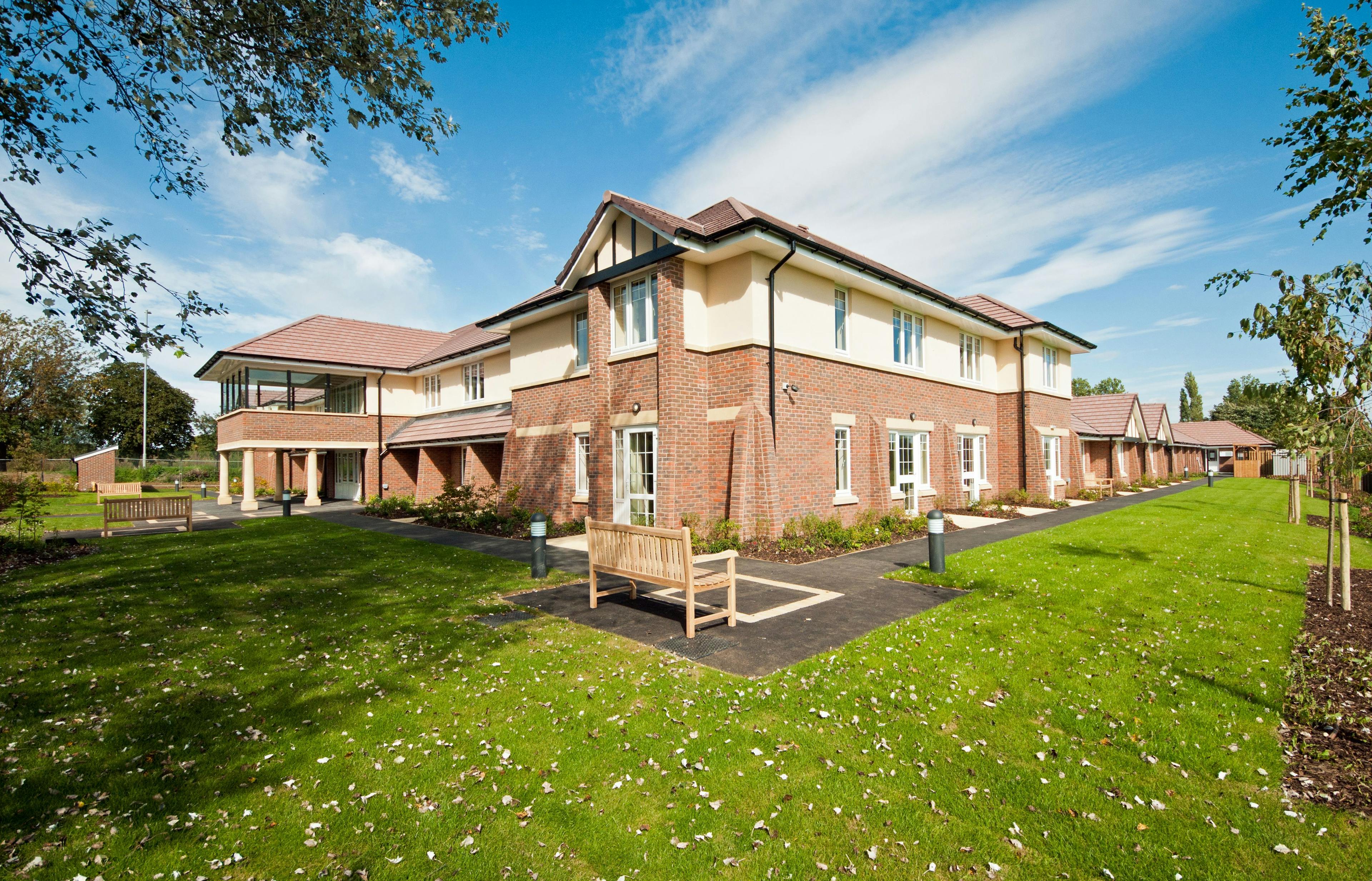 Barchester Healthcare - Ashchurch View care home 21