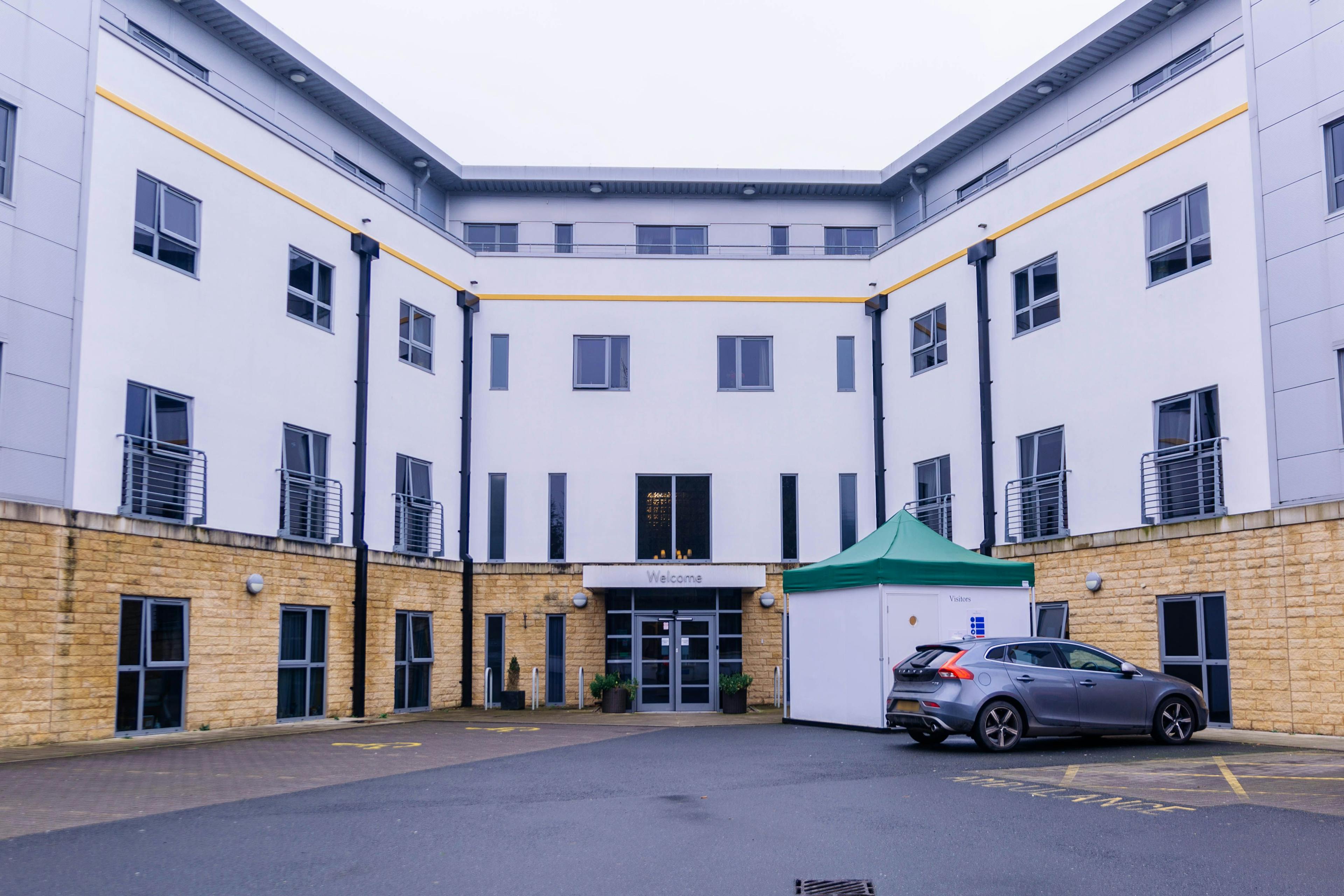 Barchester Healthcare - Broadway Halls care home 3