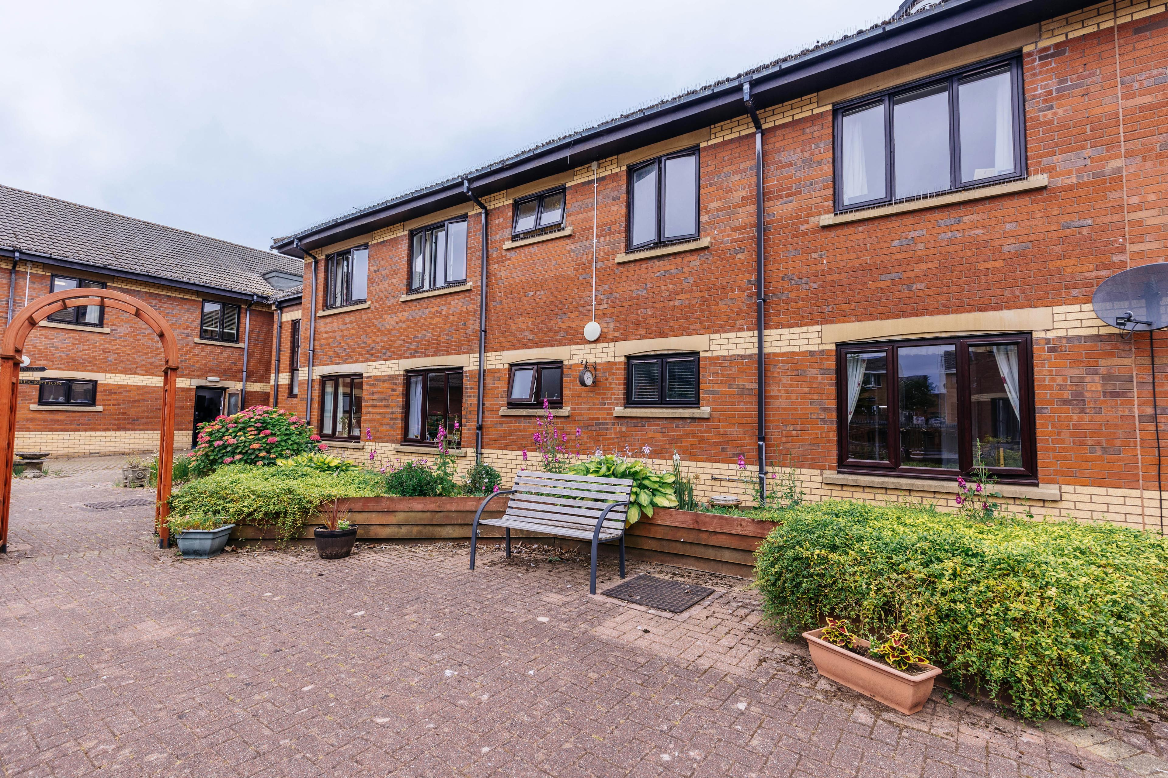 Barchester Healthcare - Four Hills care home 18