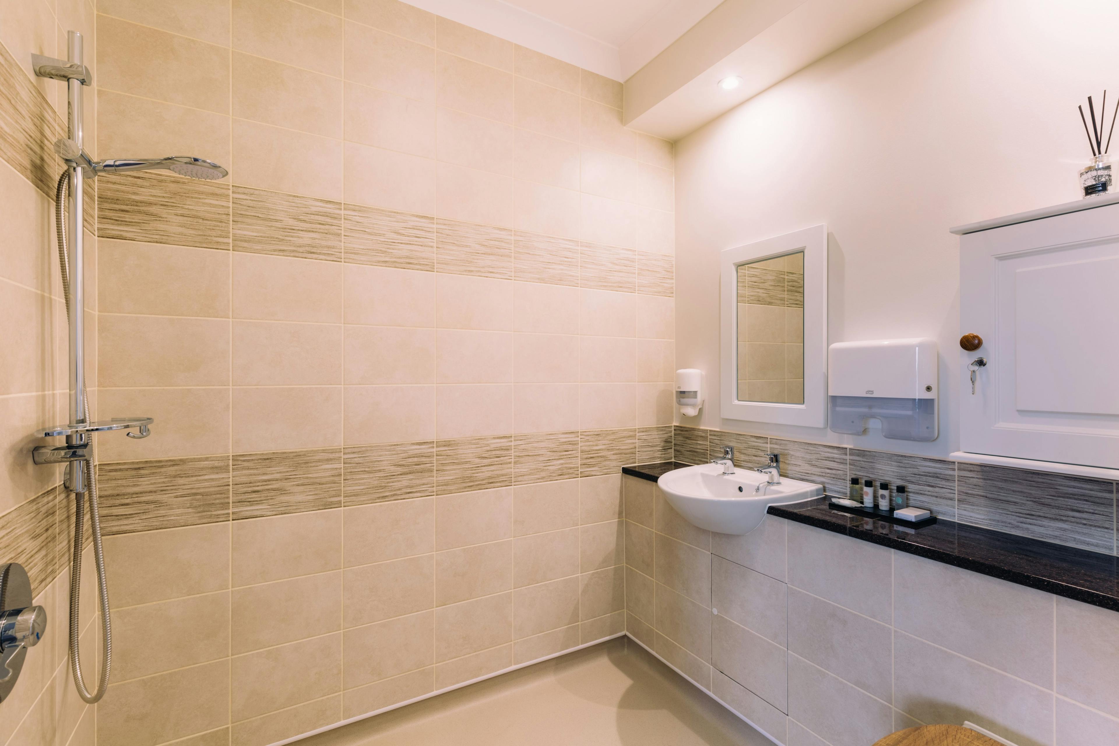 Bathroom at Peony Court Care Home in Croydon, Greater London
