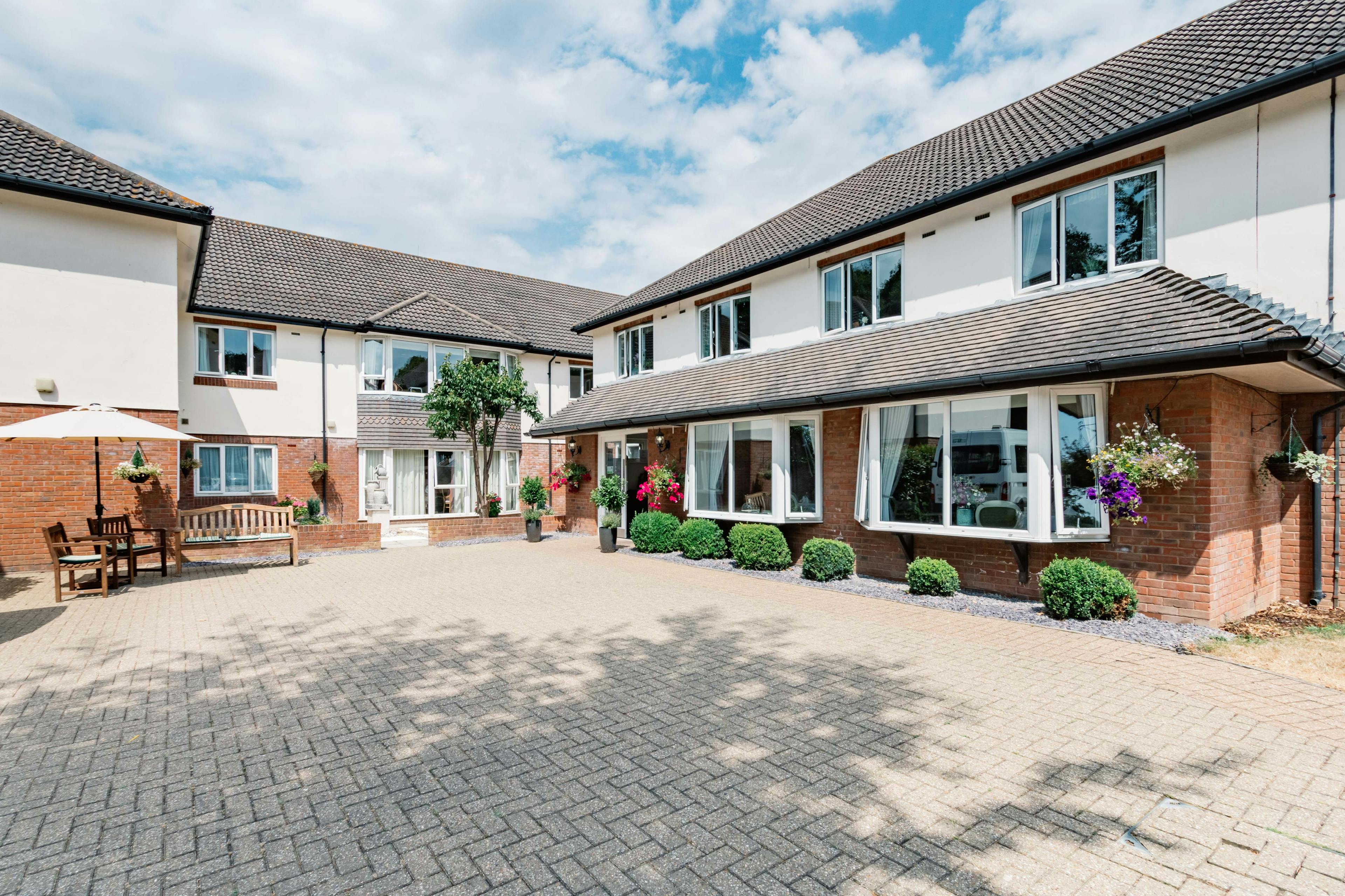 Barchester Healthcare - Wykeham House care home 3