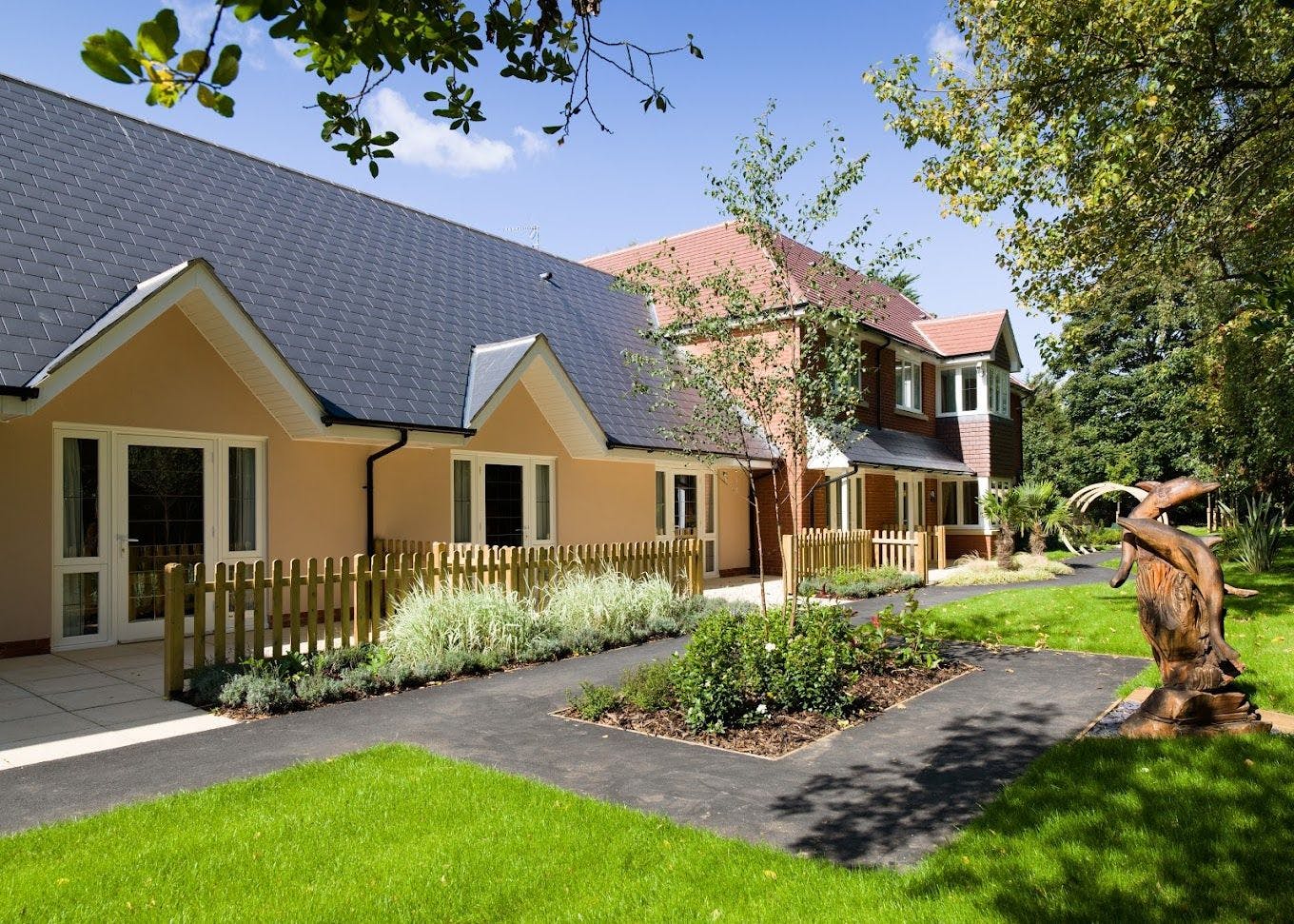 Hallmark Care Homes - Bucklesham Grange care home 10