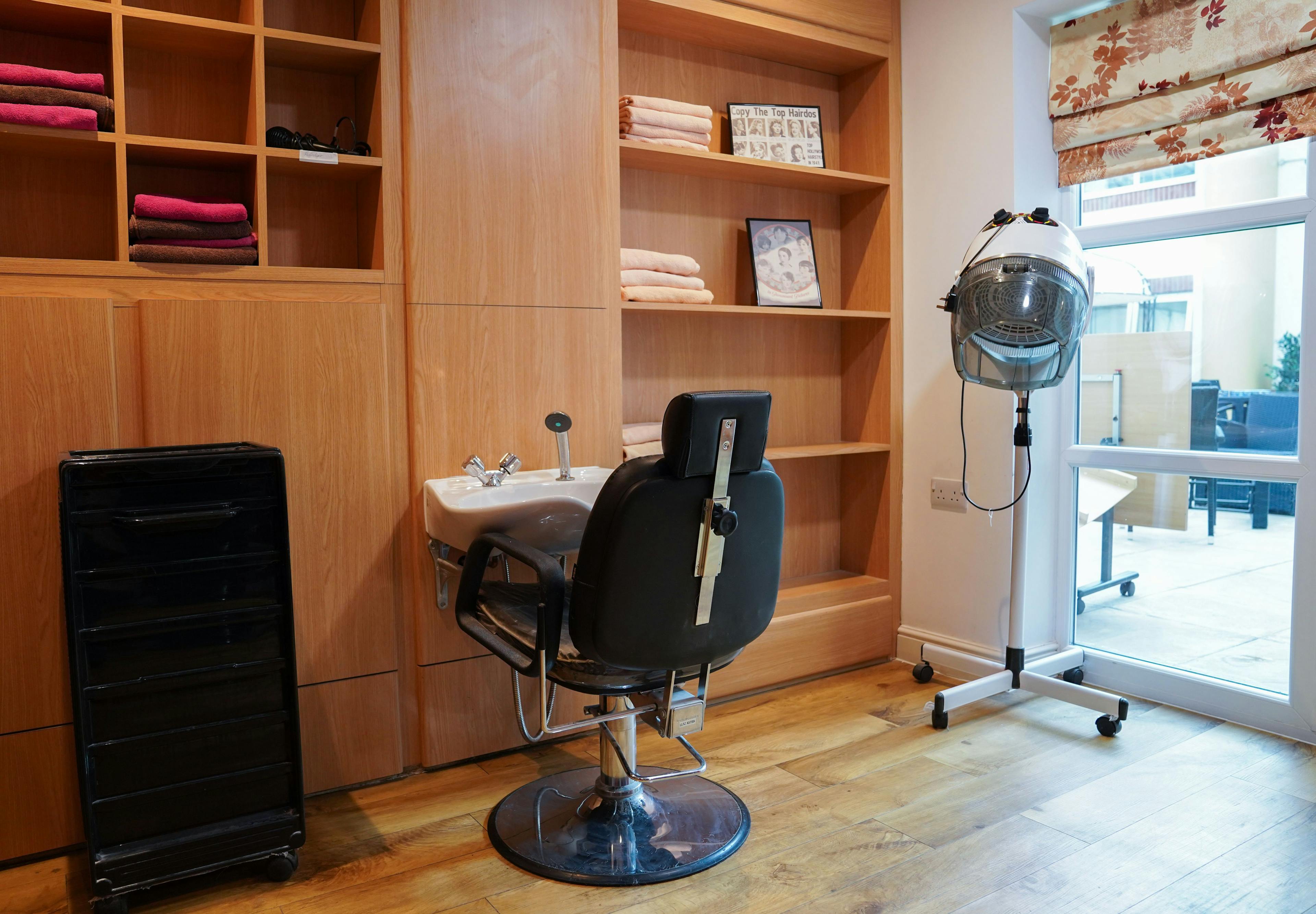 Salon of Park View in Sheffield, South Yorkshire