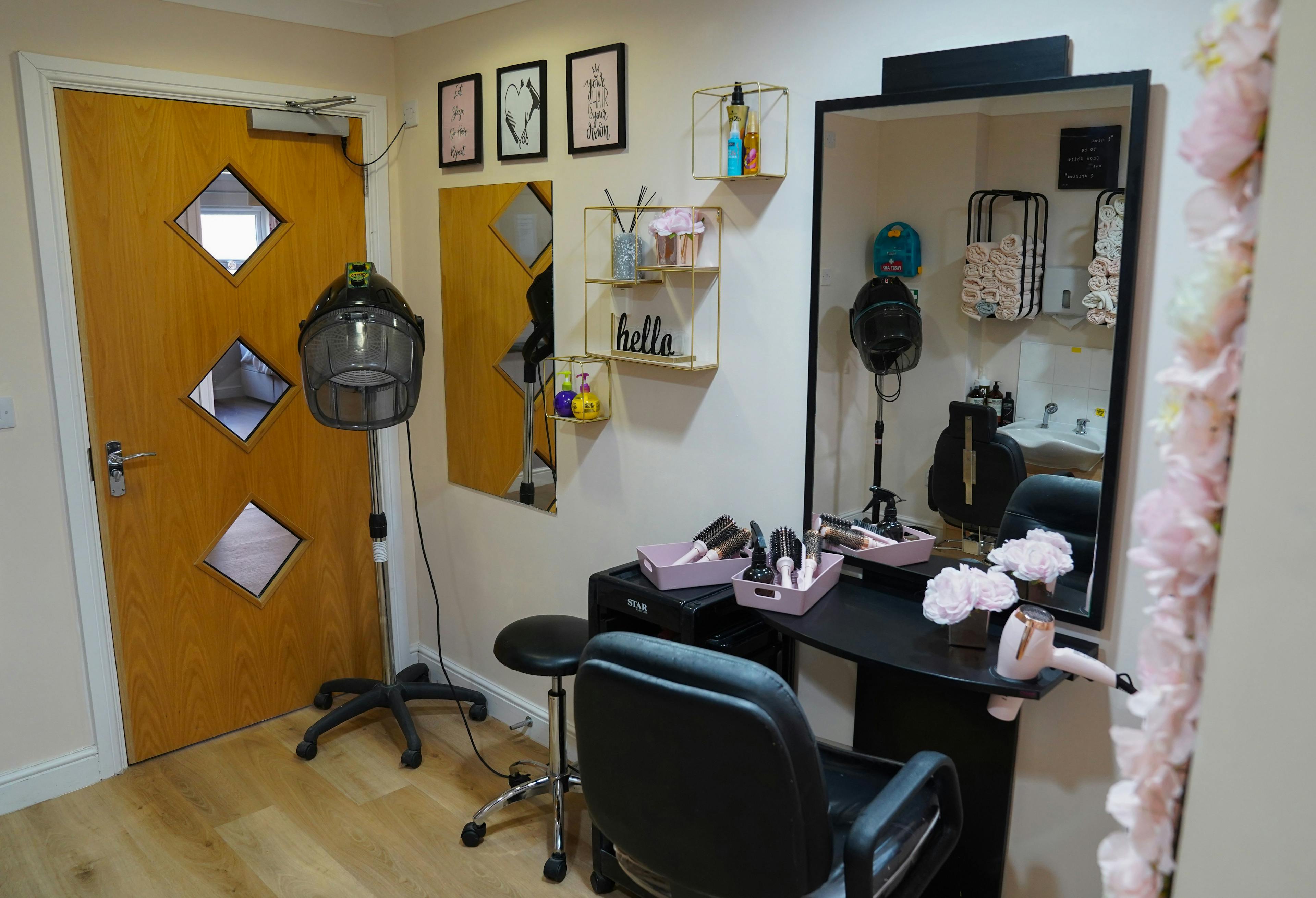 Salon of Lake View in Telford, Shopshire