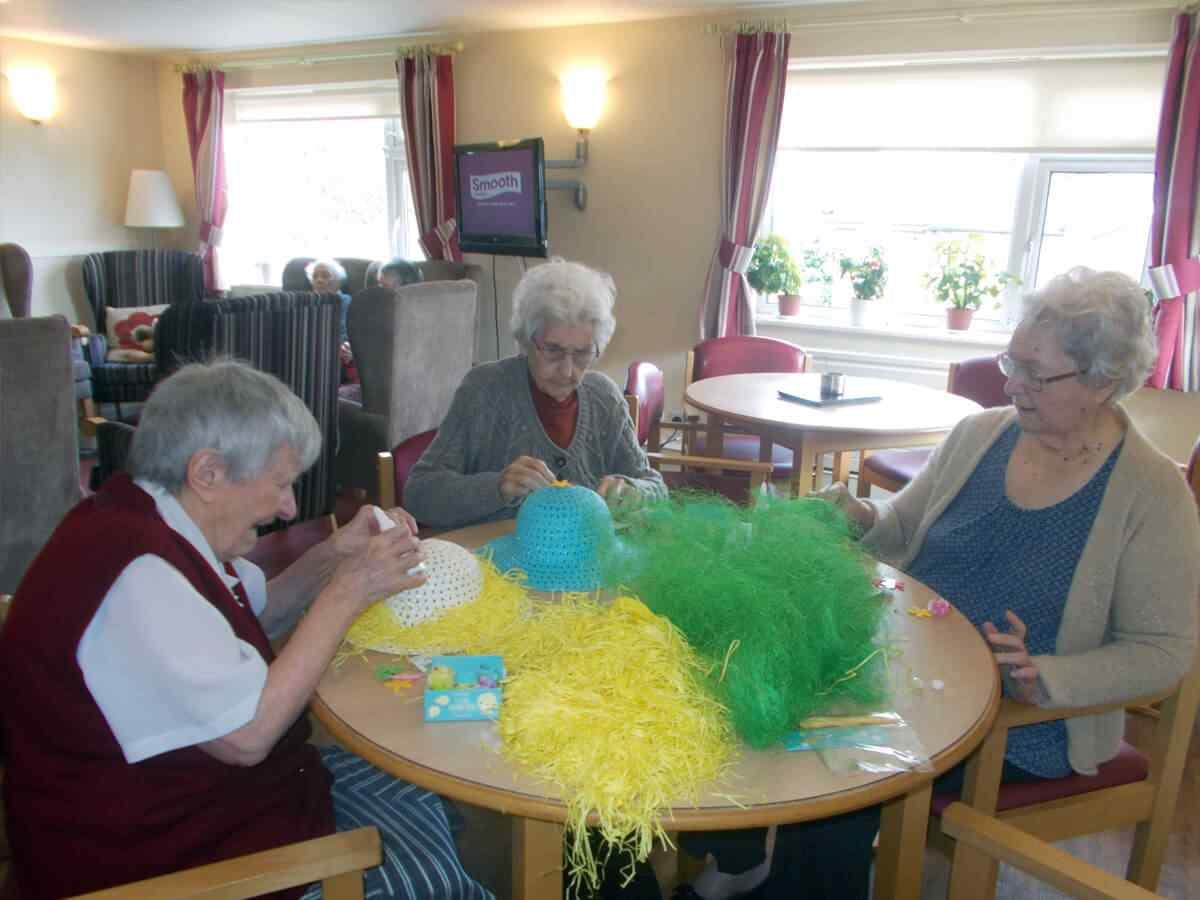 Minster Care Group - Gleavewood care home 8