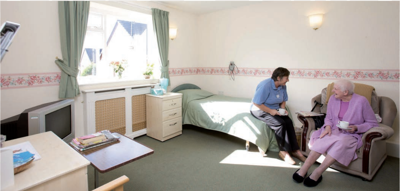 Minster Care Group - Gleavewood care home 9
