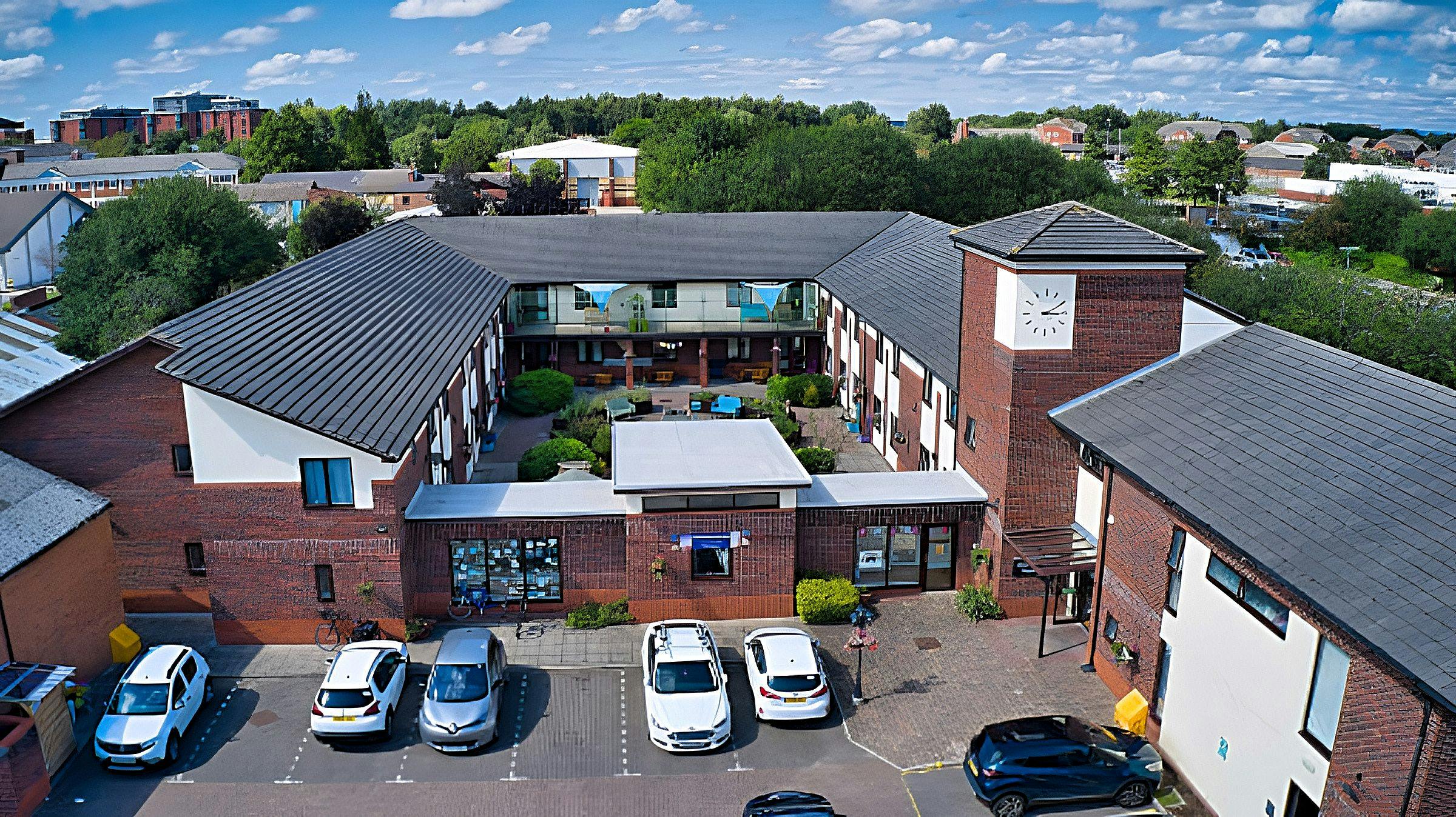 Harbour Healthcare - Cromwell Court care home 4