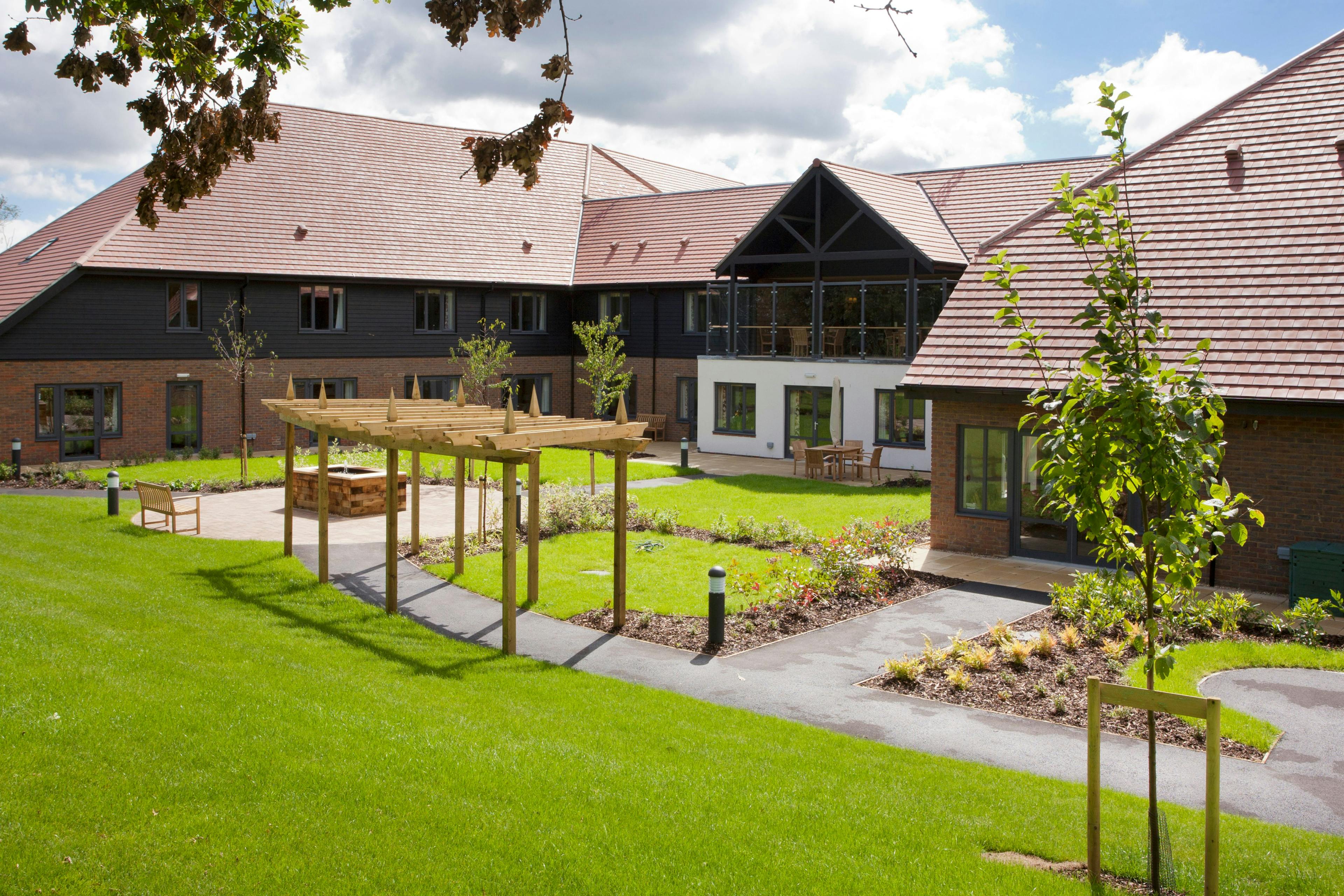 Barchester Healthcare - Hurstwood View care home 25