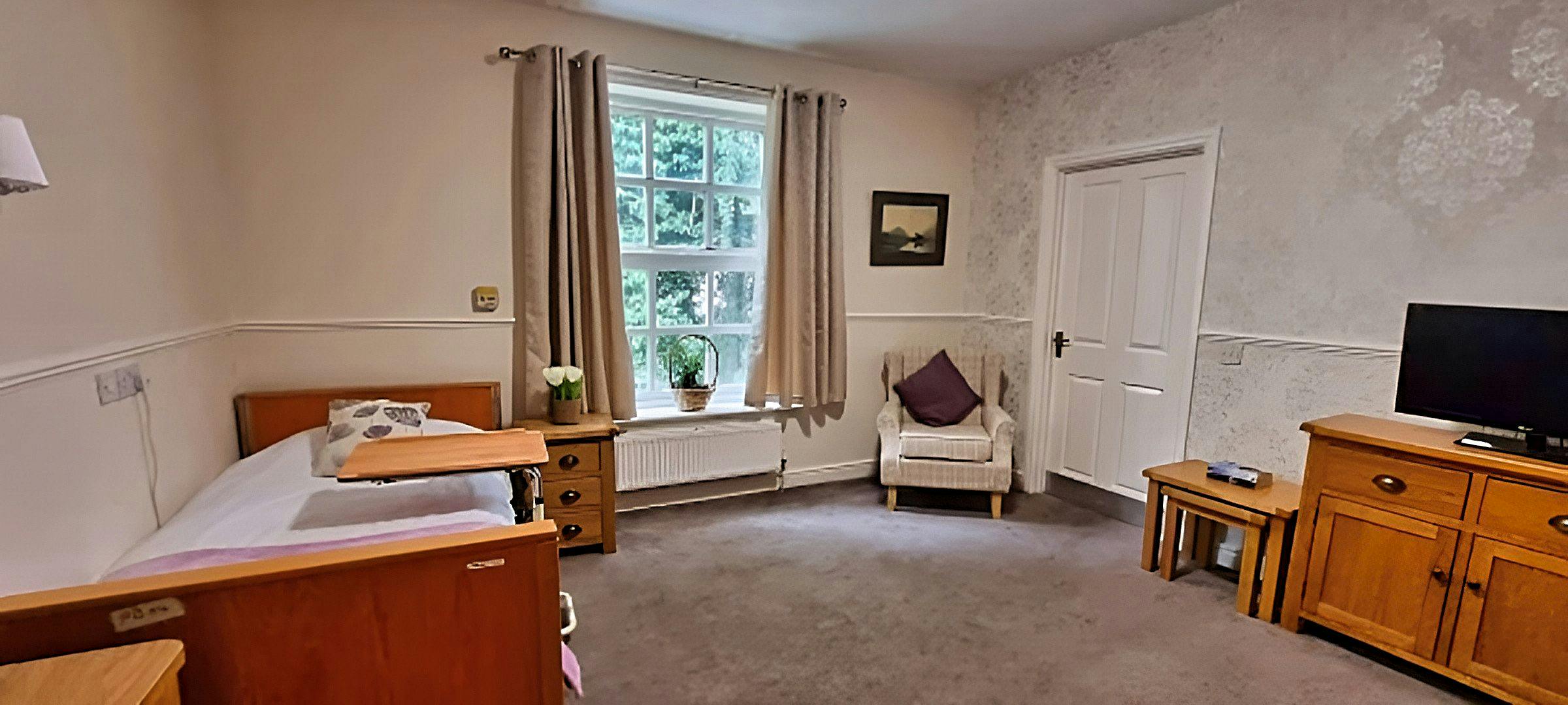 Harbour Healthcare - Kingswood Manor care home 2