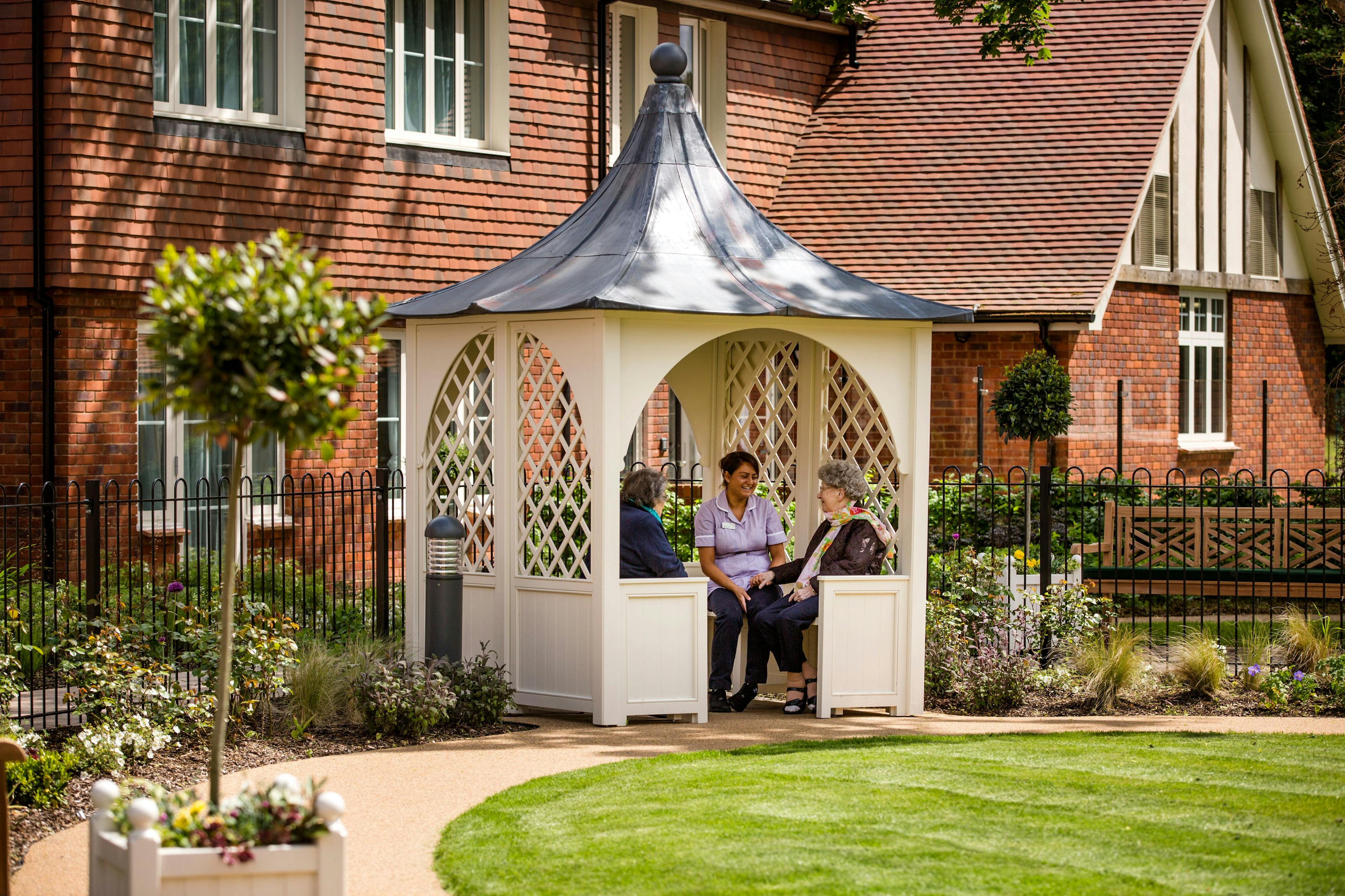 Porthaven Care Homes - Woodland Manor care home 9