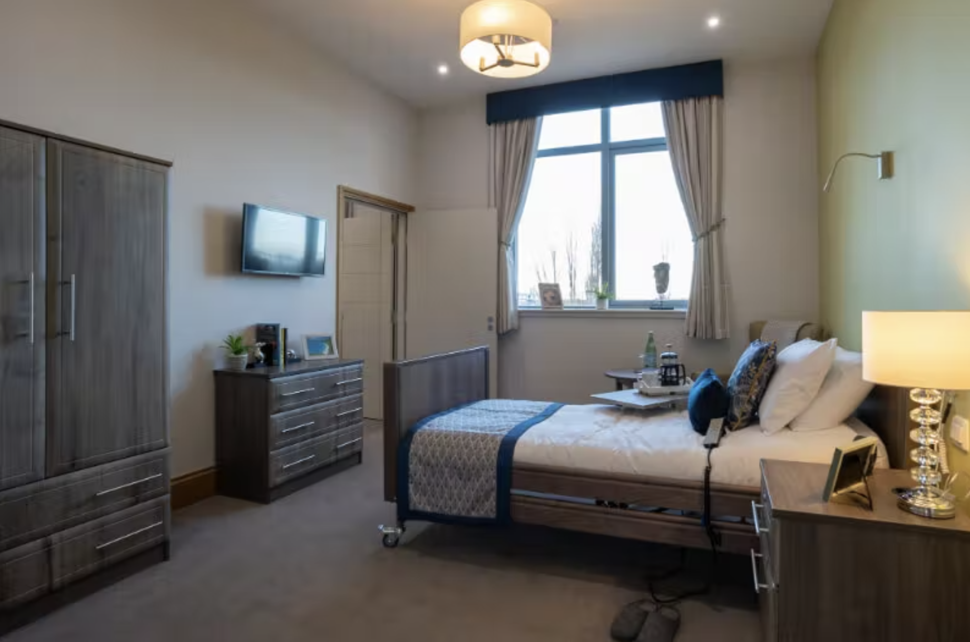 Independent Care Home - Valerian Court care home 12