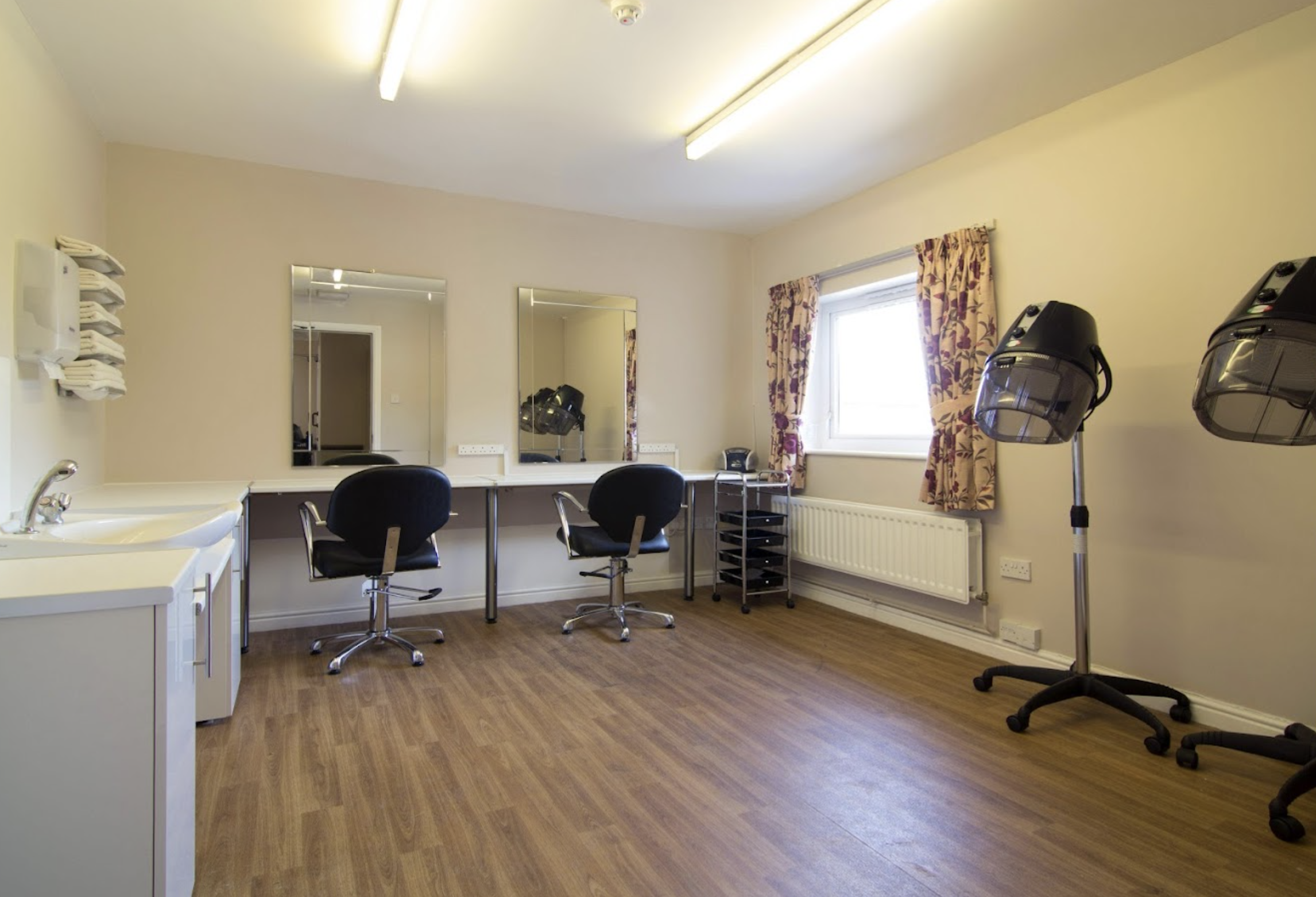 Salon of Abbotsleigh Mews care home in Sidcup, Greater London