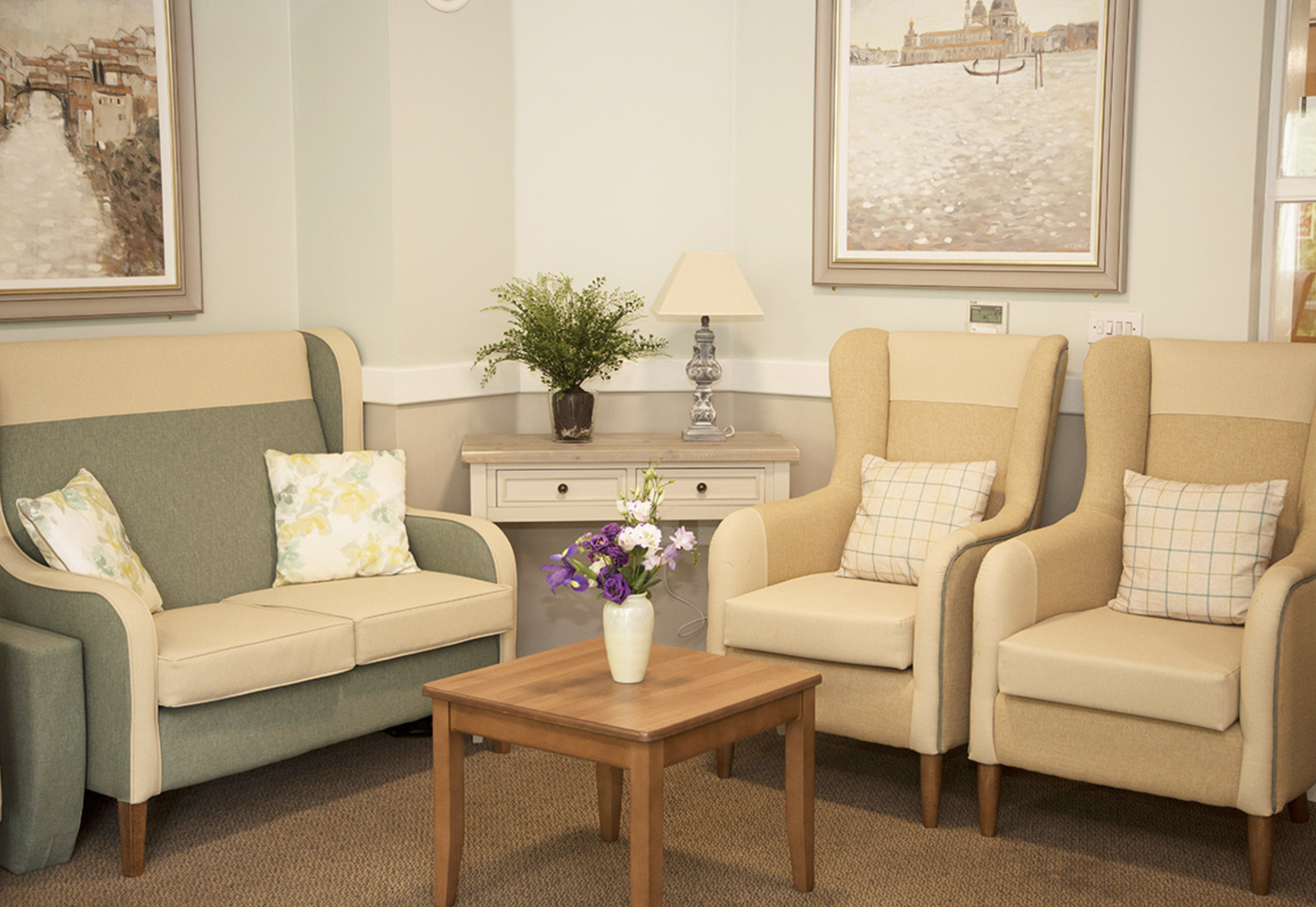 Lounge of Hampden Hall care home in Aylesbury, Buckinghamshire