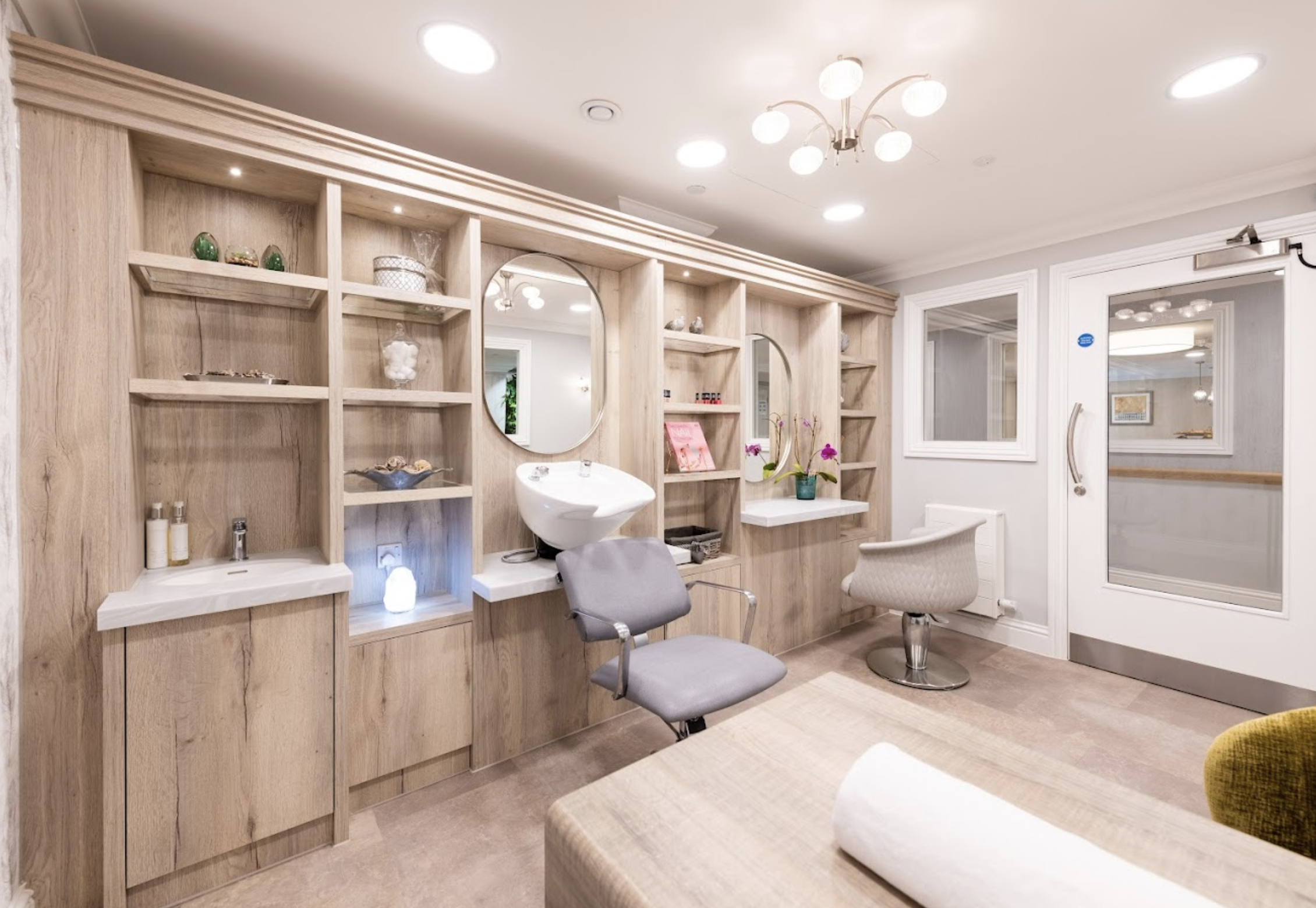 Salon of Chestnut Manor care home in Wanstead, London