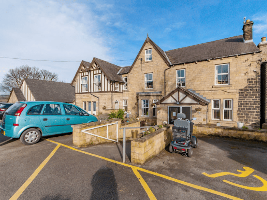 Country Court - Belmont House care home 8