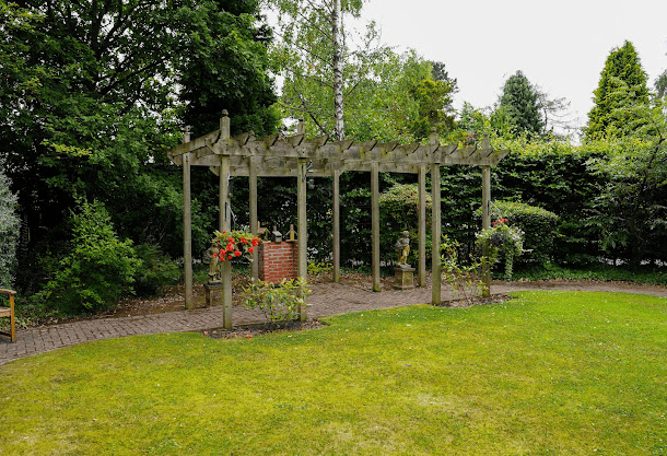 Garden of Nunthorpe Oaks in Nunthorpe, Middlesbrough