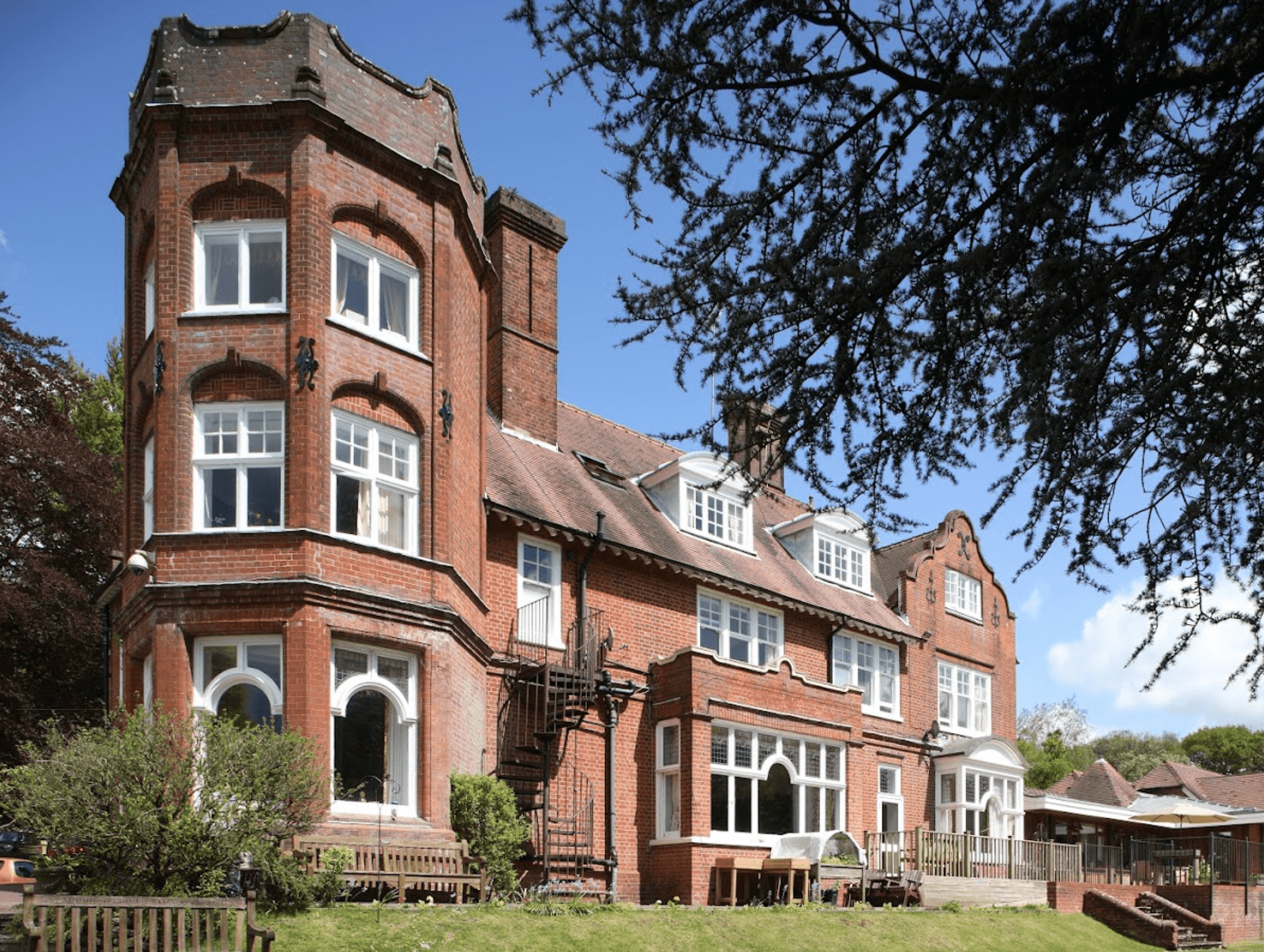 Exterior of Huntington House in Surrey