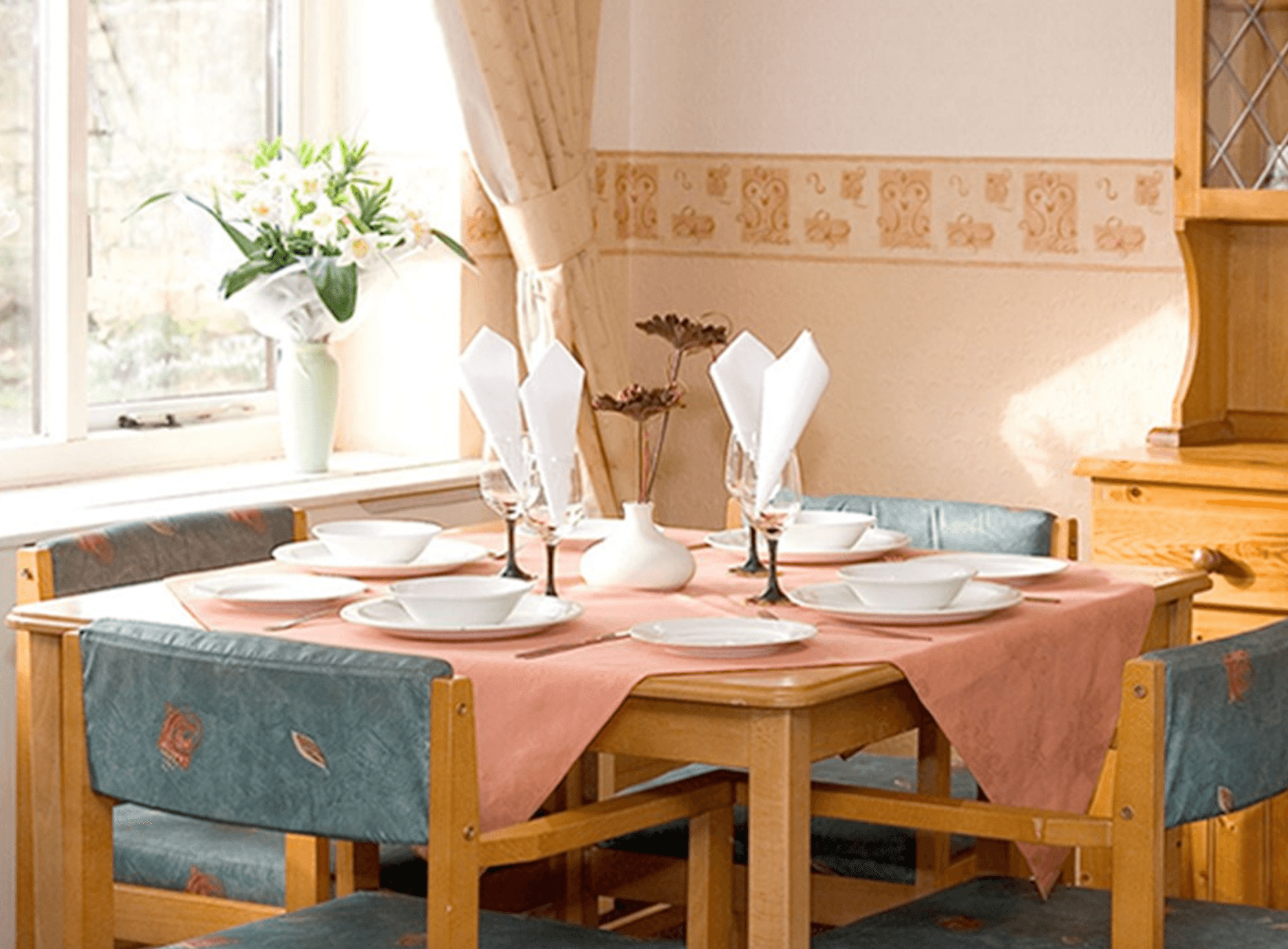 Dining room of Lawn Park care home in Sutton-in-Ashfield