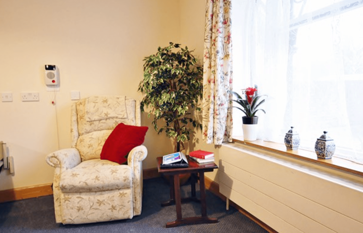 Maitland House Residential Care Home in Reading 6