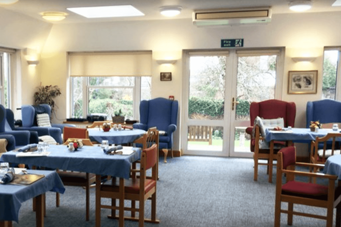Maitland House Residential Care Home in Reading 2
