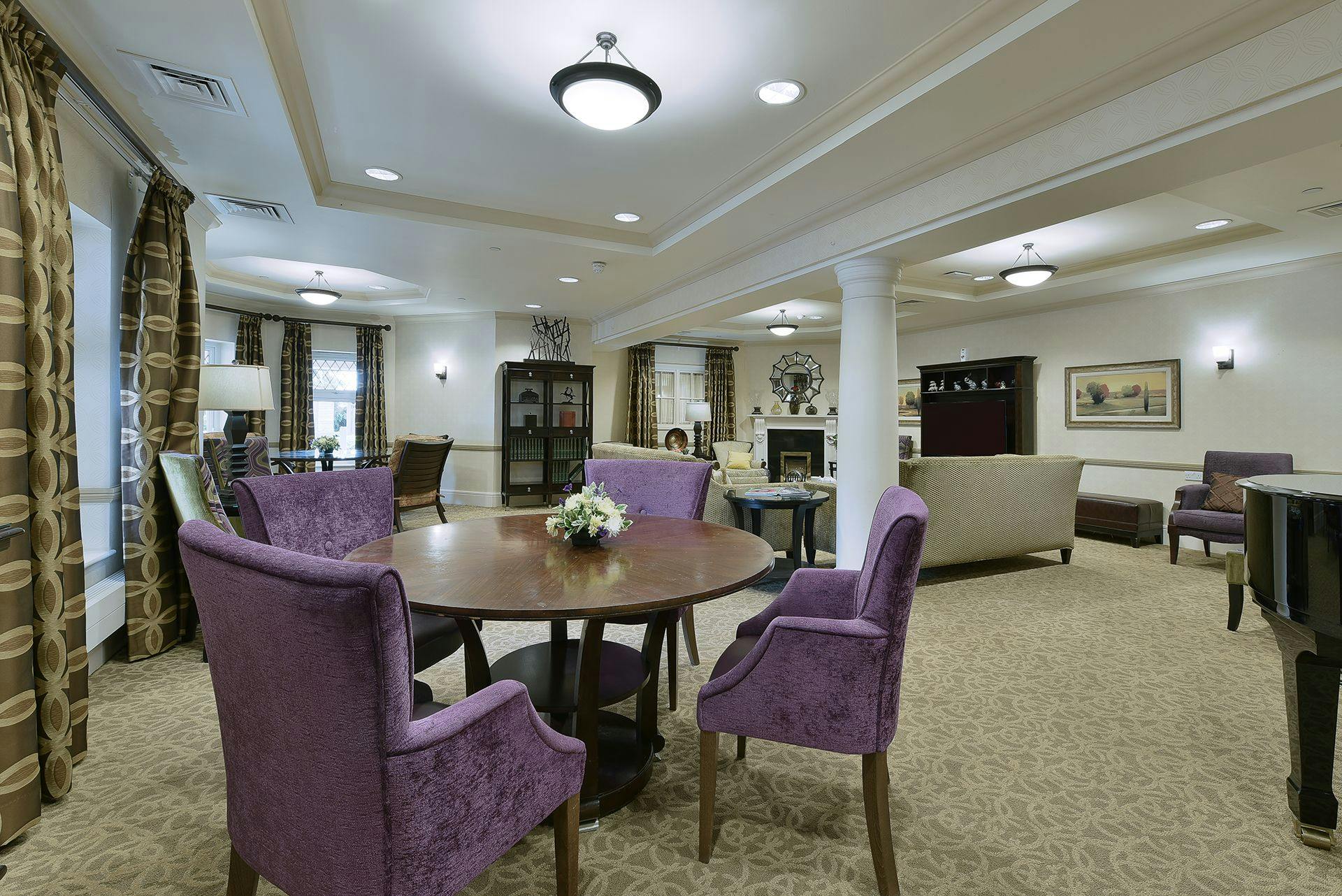 Dining area at Sonning Gardens care home in Sonning, Berkshire