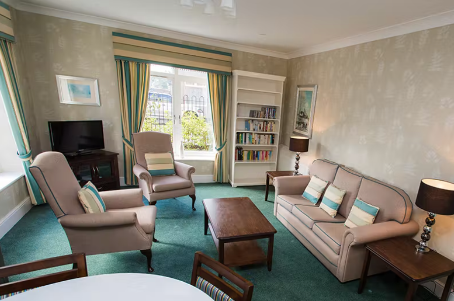 Independent Care Home - The Ashton care home 6
