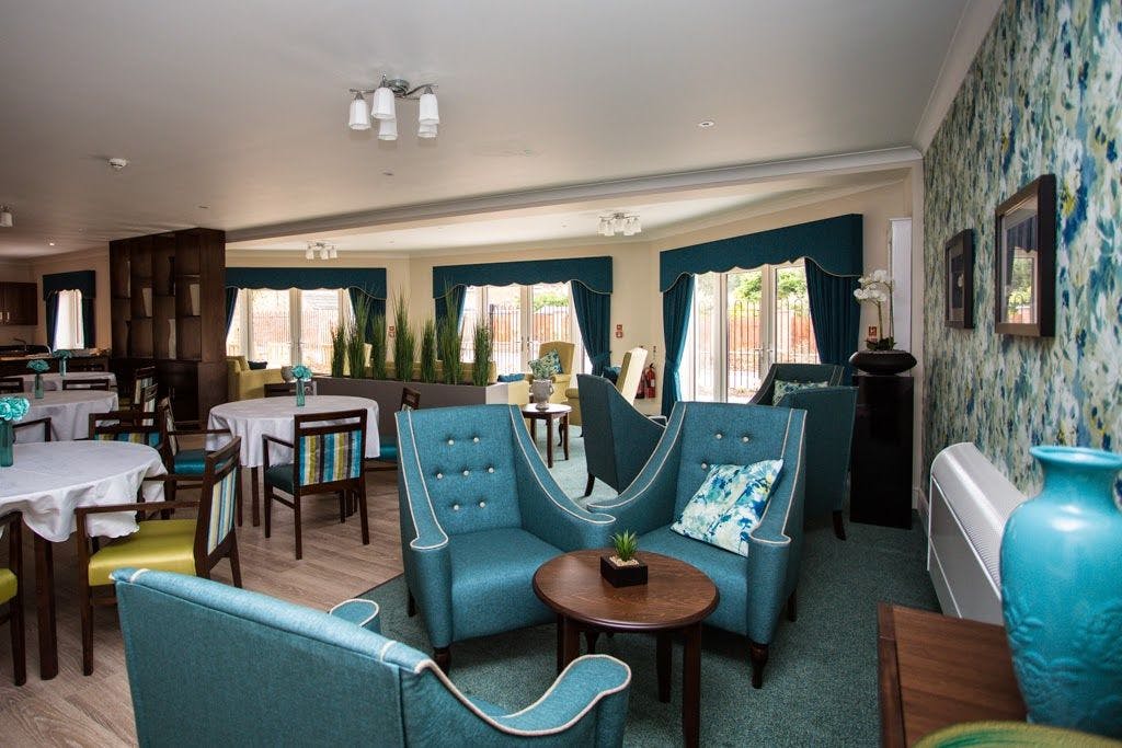 Independent Care Home - The Ashton care home 1