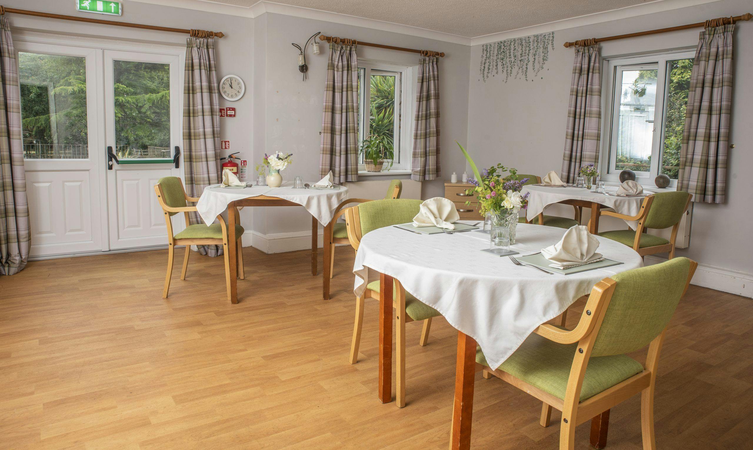 Independent Care Home - The Glen care home 7