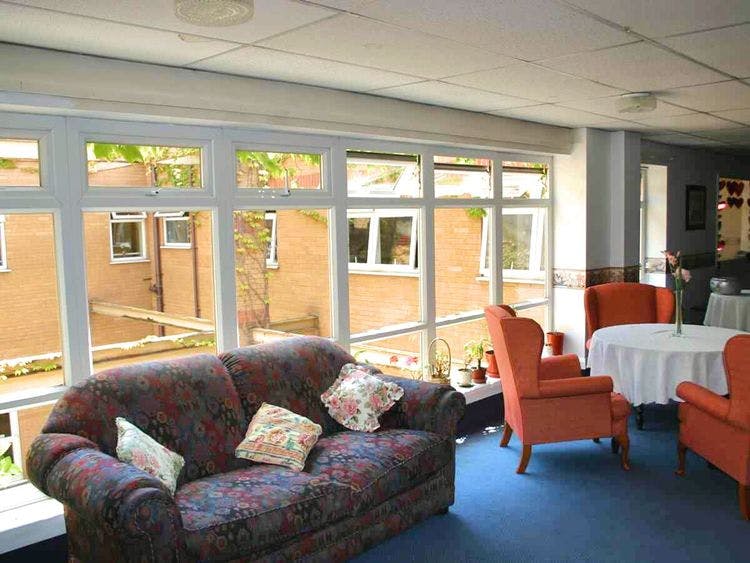 Falcon House Care Home, Nottingham, NG9 1FX