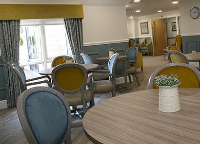 Country Court - The Grange care home 5